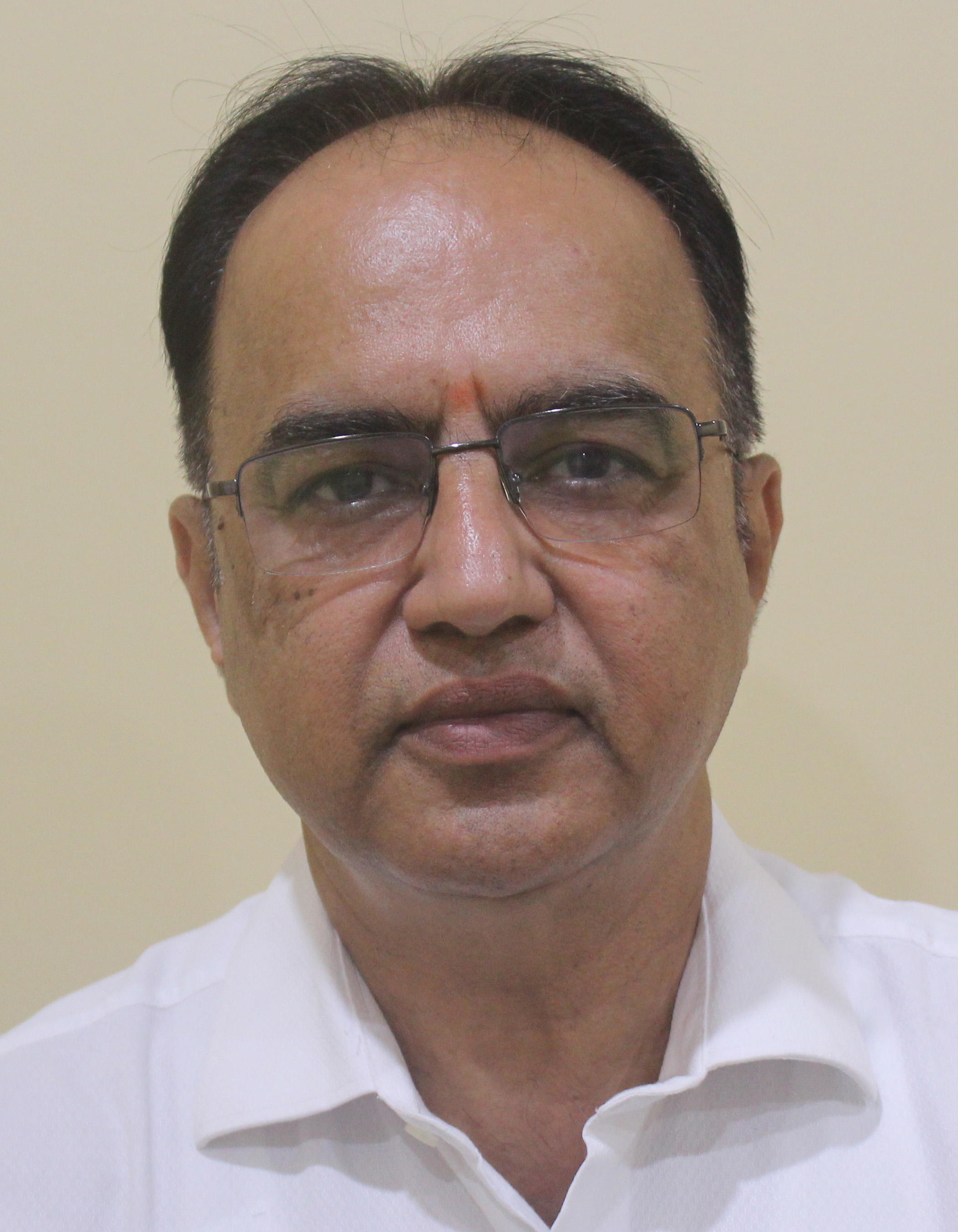 Dr. Prashant Brajmohan Maheshwary